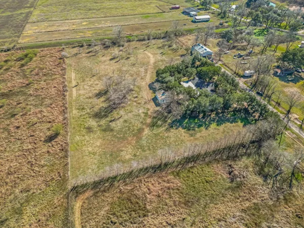$319,900 | 1491 Pecan Valley Road, Wharton, TX 77488