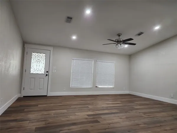 $319,900 | 1491 Pecan Valley Road, Wharton, TX 77488