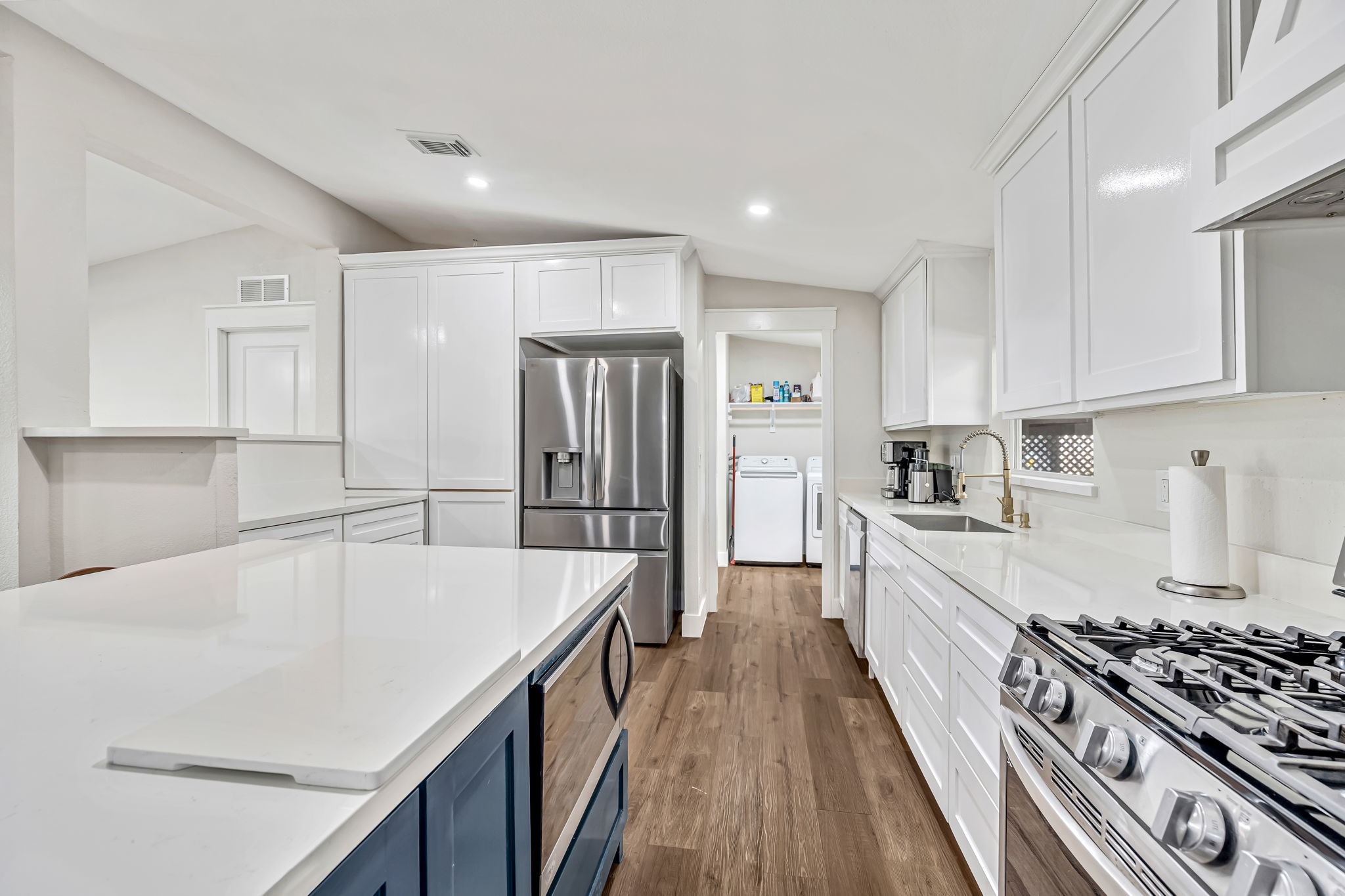 1491 Pecan Valley Road Wharton, TX 77488 - Photo 10 of 38