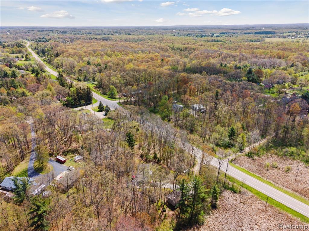 4952 Davison Road Lapeer, MI 48446 - Photo 31 of 45