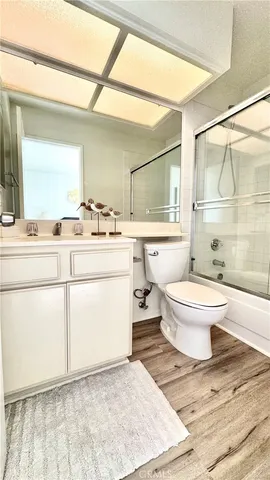 $799,000 | 3101 Plaza Del Amo, Unit 18, Torrance, CA 90503