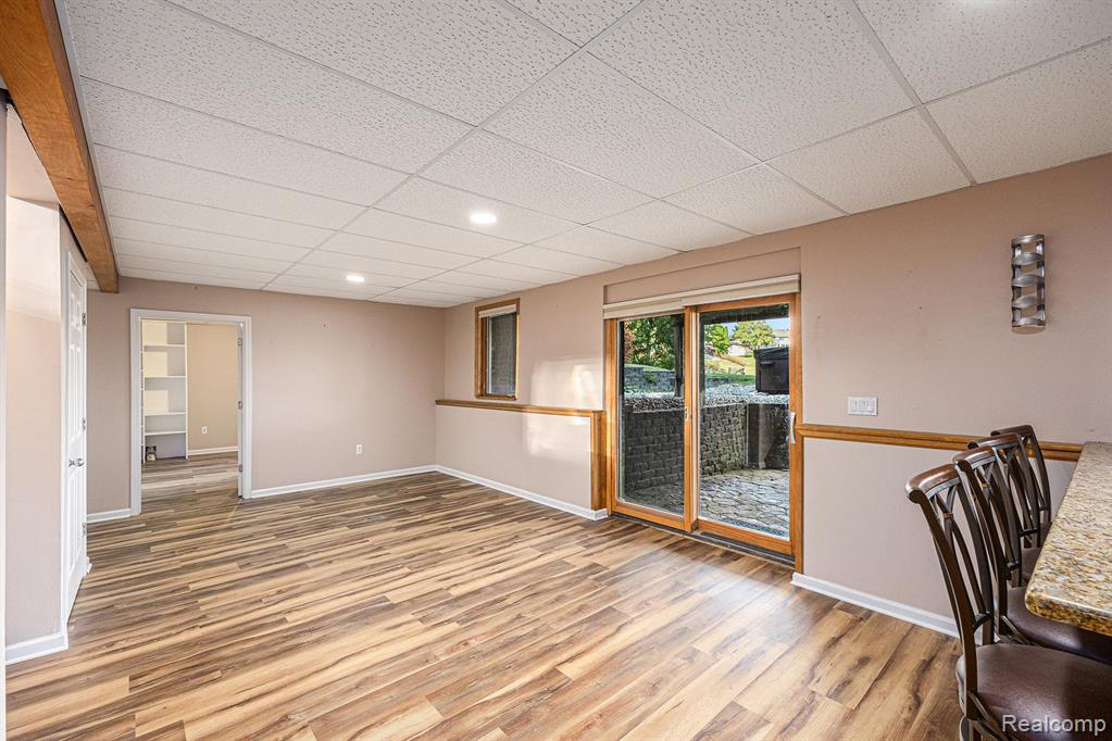 1335 Butcher Road Fenton, MI 48430 - Photo 29 of 55