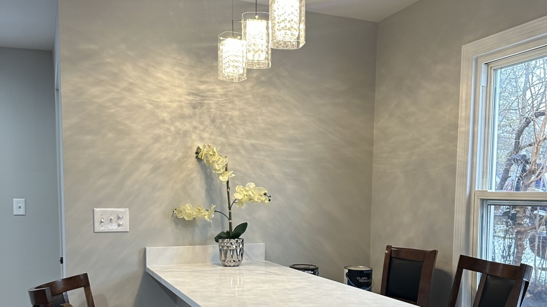 905 Tomahawk Trail Round Lake Heights, IL 60073 - Photo 4 of 15 a bathroom with a sink a mirror and a window