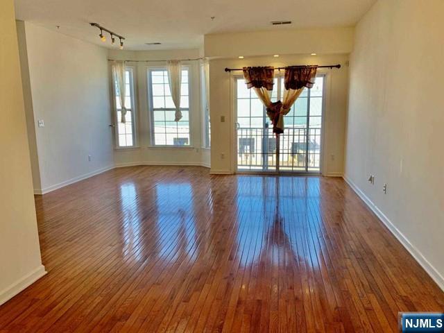 200 Dey Street, Unit 285 Harrison, NJ 07029 - Photo 3 of 23