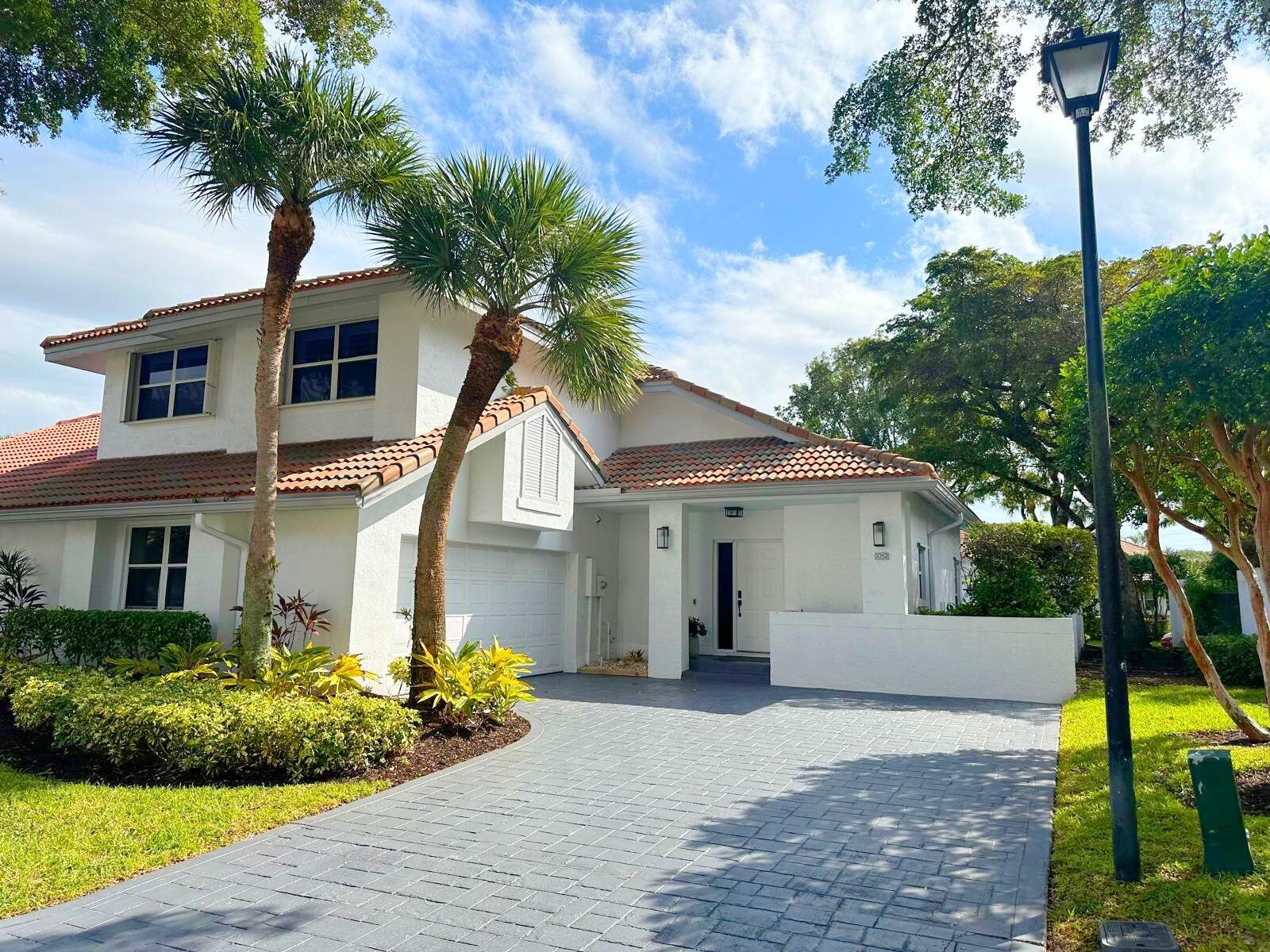2252 Northwest 53rd Street Boca Raton, FL 33496 - Photo 2 of 23 191d6ed9-0ee2-4185-93ad-4f7bda11a634 3