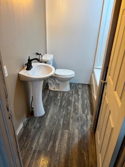 3632 State Road New Castle, PA 16101 - Photo 4 of 6 a bathroom with a sink and a mirror
