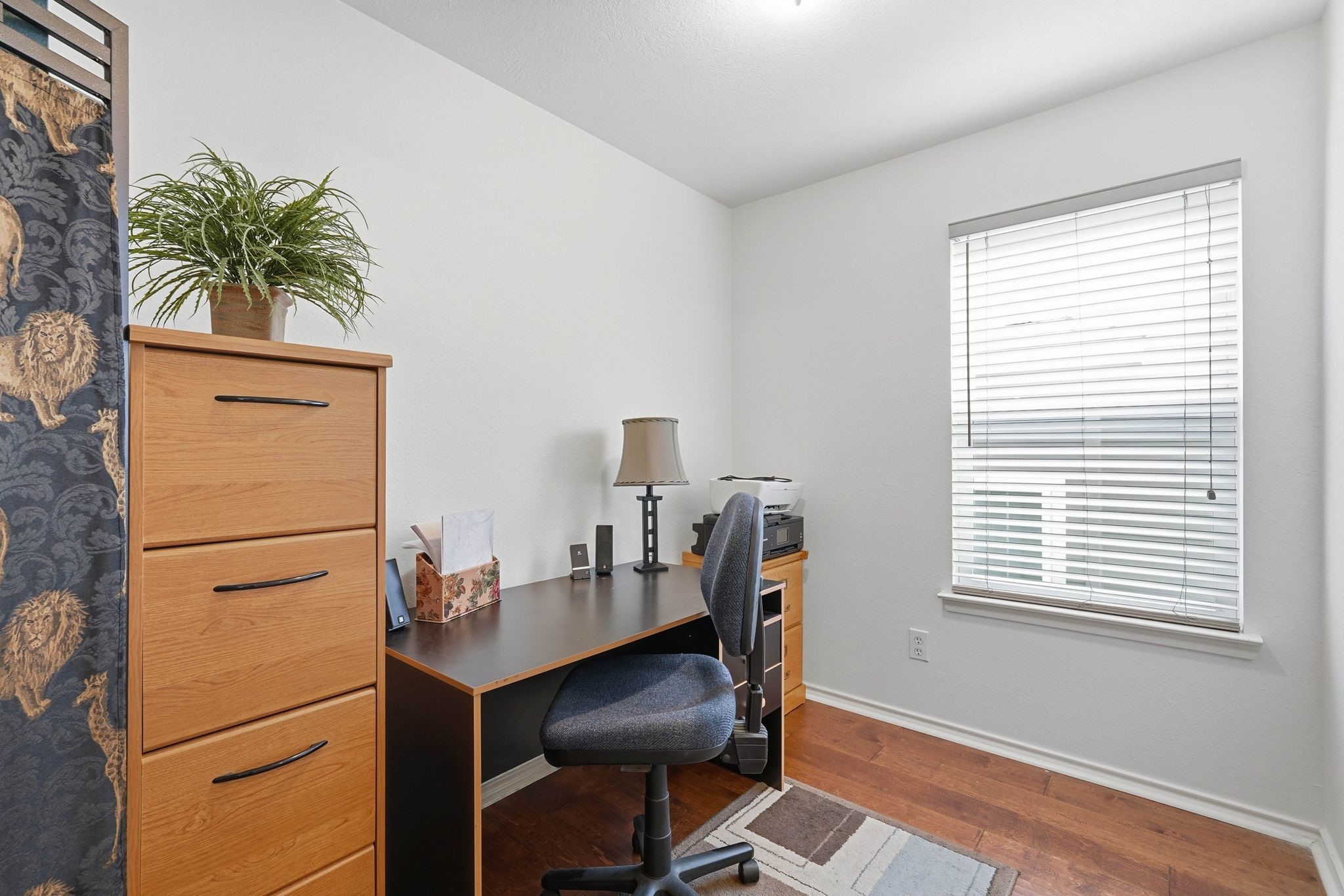 51 Wineberry Place Spring, TX 77382 - Photo 23 of 45 a workspace with furniture and a window
