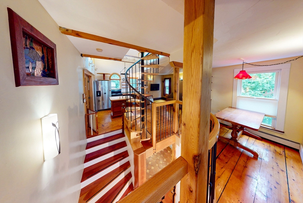14 Main Street Shelburne, MA 01370 - Photo 11 of 35