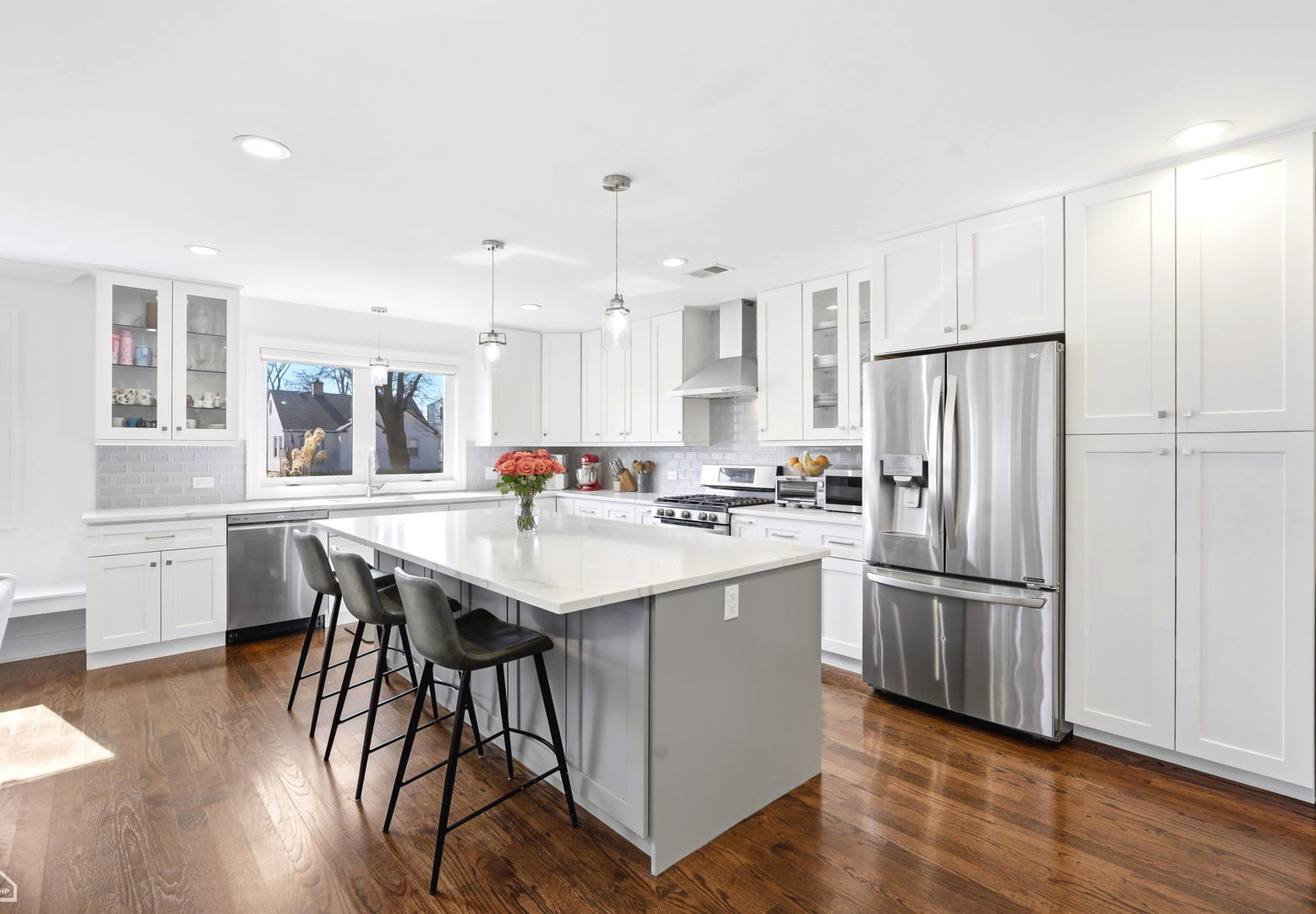 6802 Church Street Morton Grove, IL 60053 - Photo 6 of 33