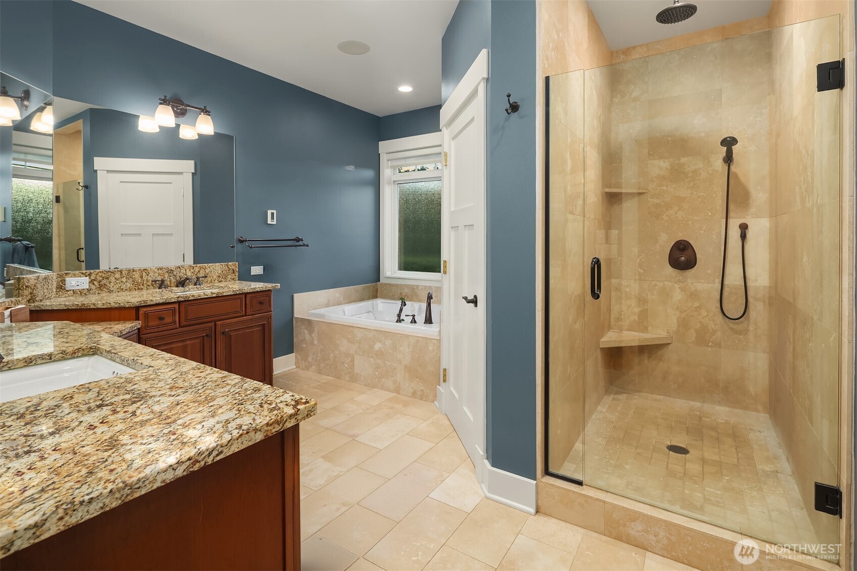 17003 Talbot Road Edmonds, WA 98026 - Photo 21 of 38