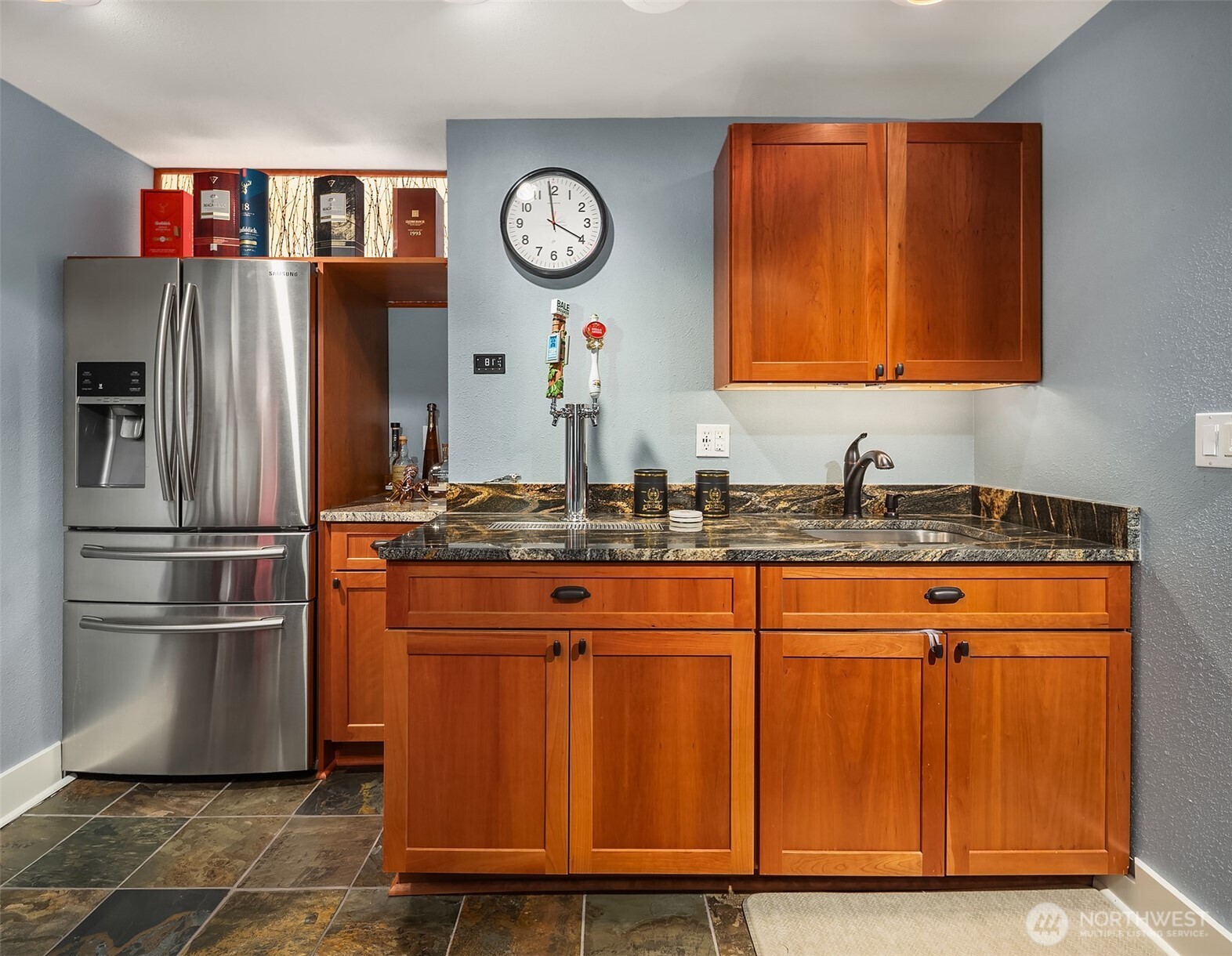 17003 Talbot Road Edmonds, WA 98026 - Photo 27 of 38