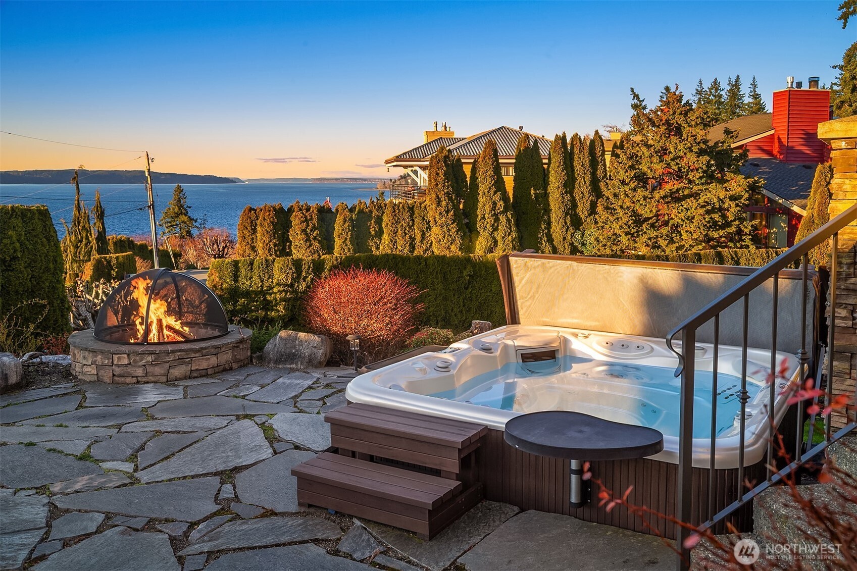 17003 Talbot Road Edmonds, WA 98026 - Photo 31 of 38