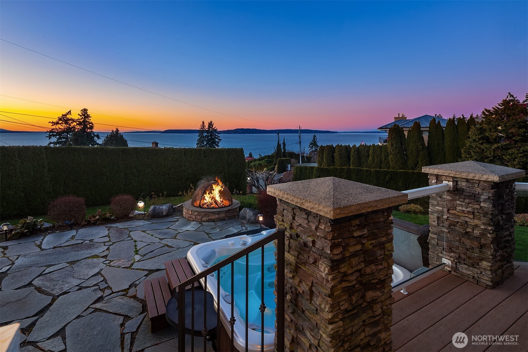 17003 Talbot Road Edmonds, WA 98026 - Photo 34 of 38