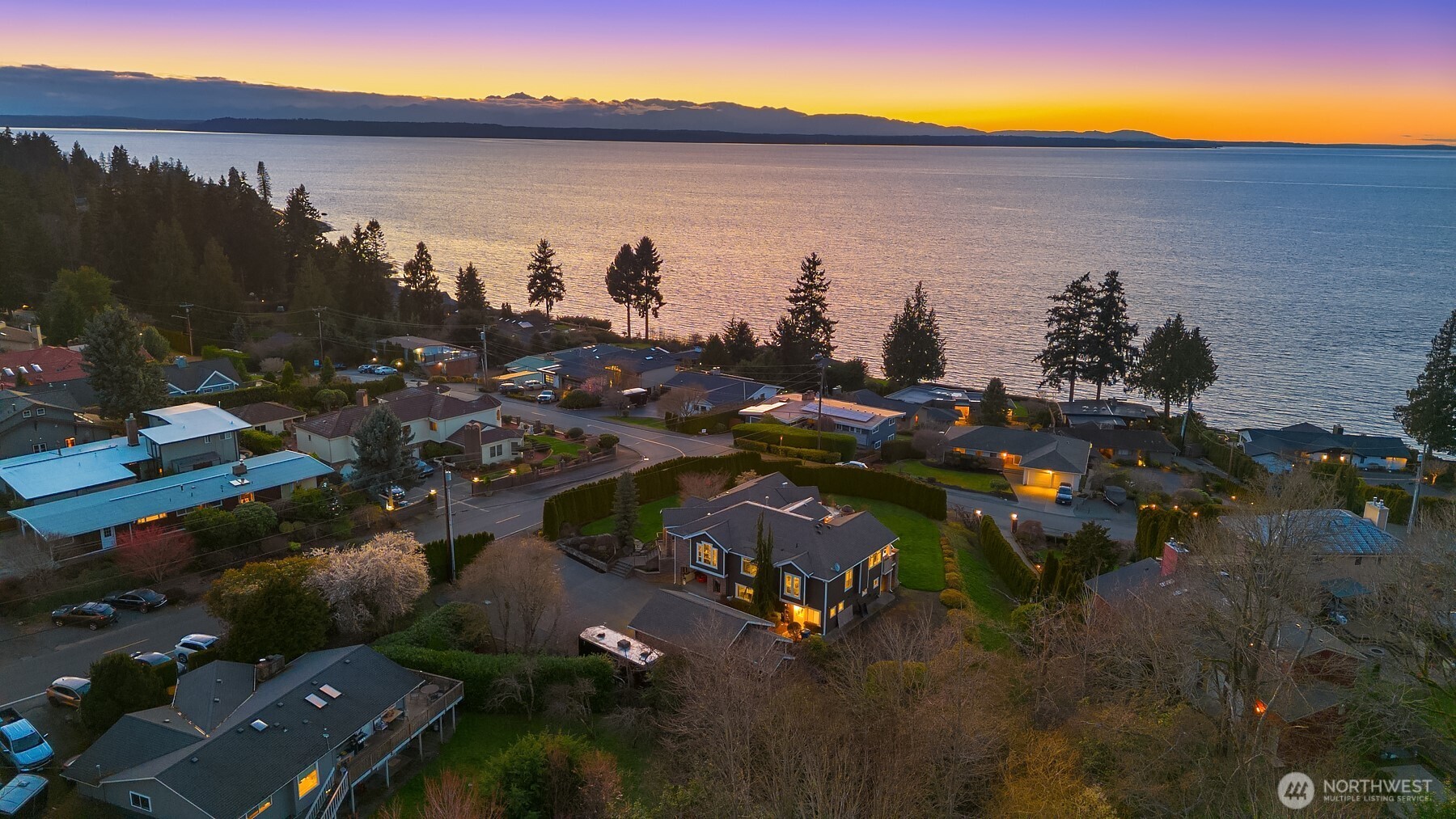 17003 Talbot Road Edmonds, WA 98026 - Photo 37 of 38