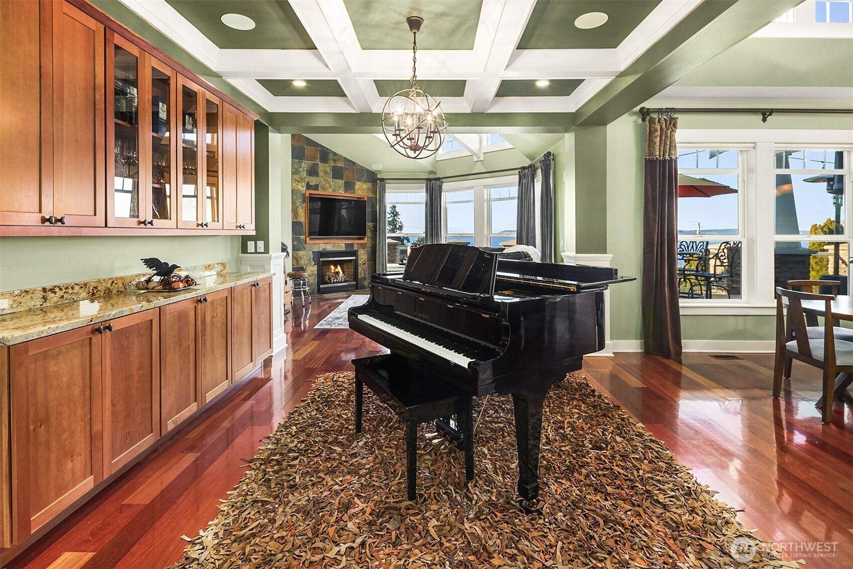 17003 Talbot Road Edmonds, WA 98026 - Photo 8 of 38