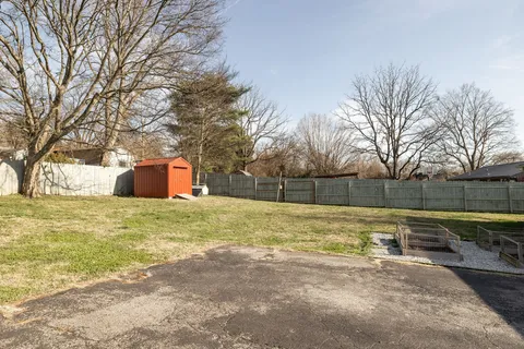 $575,000 | 2405 McGinnis Drive, Nashville, TN 37216