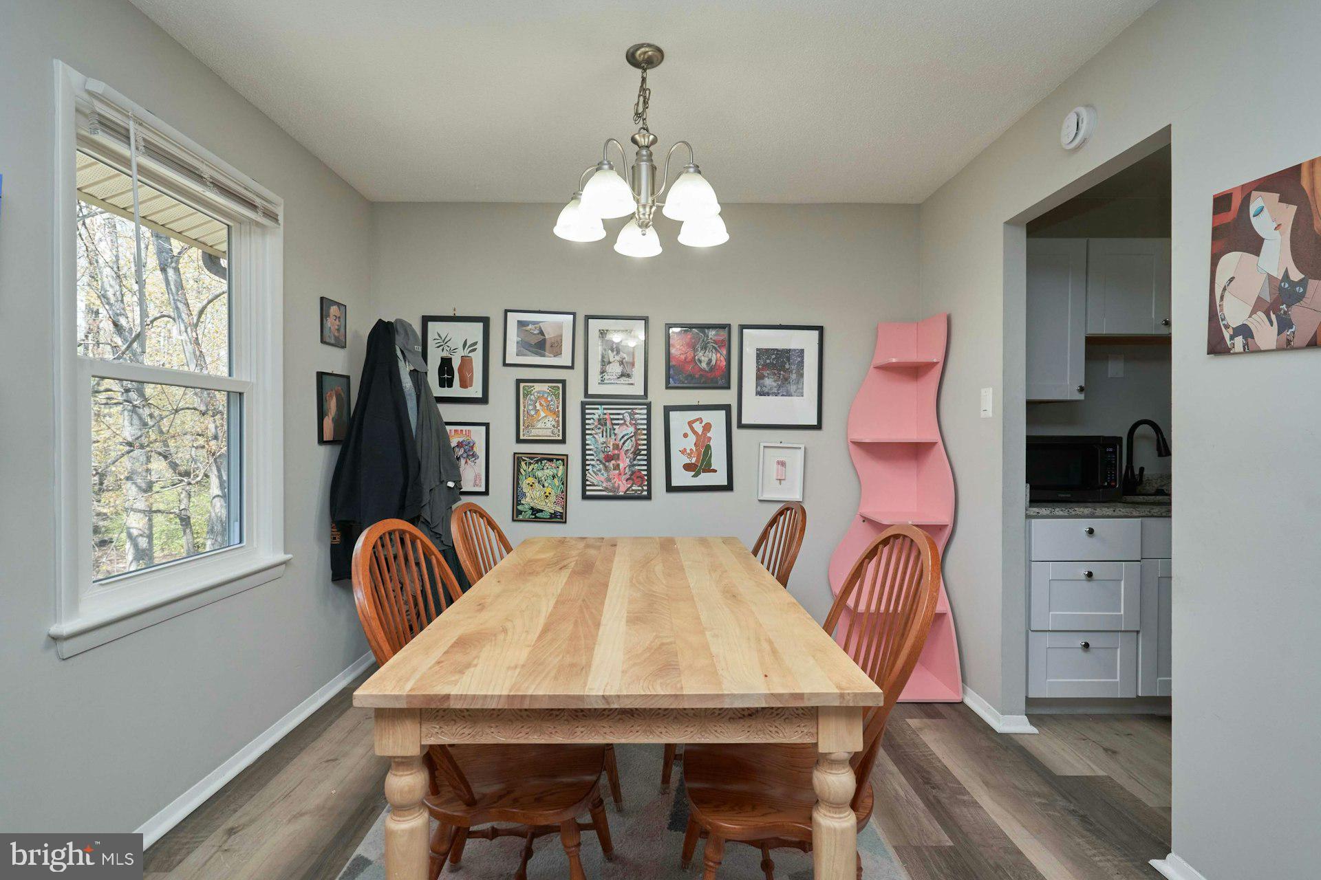 2841 Chablis Circle Woodbridge, VA 22192 - Photo 9 of 29 Convenient dining space