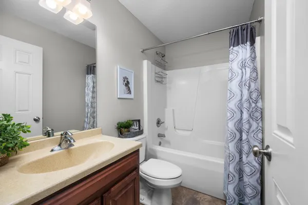 $369,000 | 2527 128th Ave Court West, Milan, IL 61264