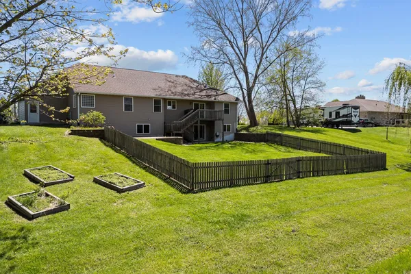 $369,000 | 2527 128th Ave Court West, Milan, IL 61264