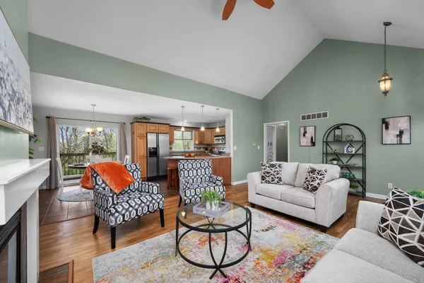 $369,000 | 2527 128th Ave Court West, Milan, IL 61264