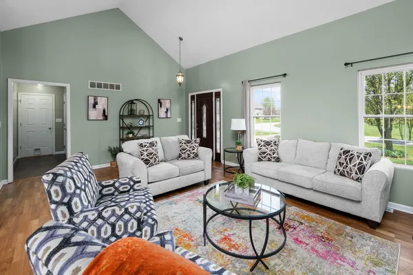 $369,000 | 2527 128th Ave Court West, Milan, IL 61264