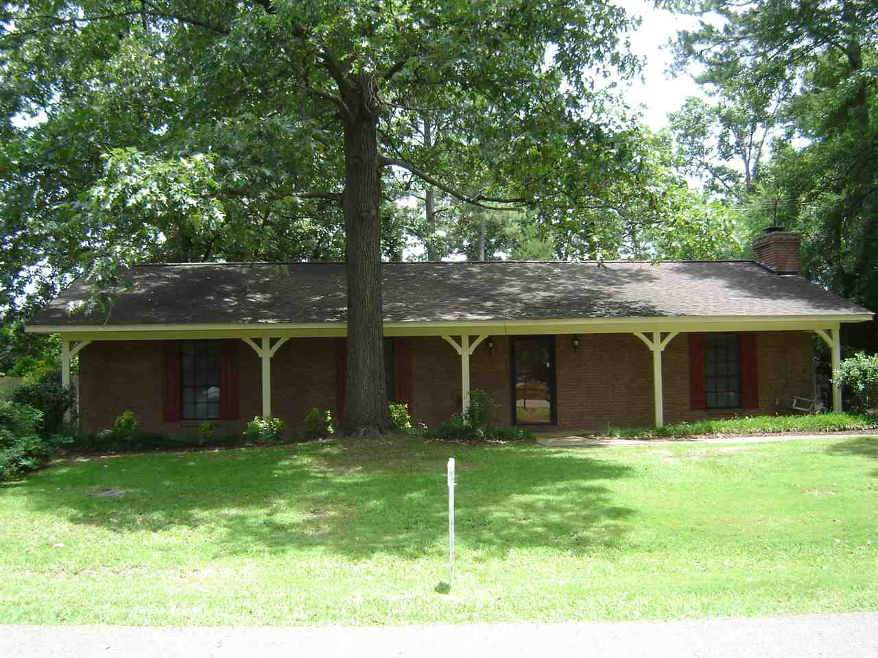 209 Harbour View Road Brandon, MS 39047 - Photo 1 of 21 Photo 1