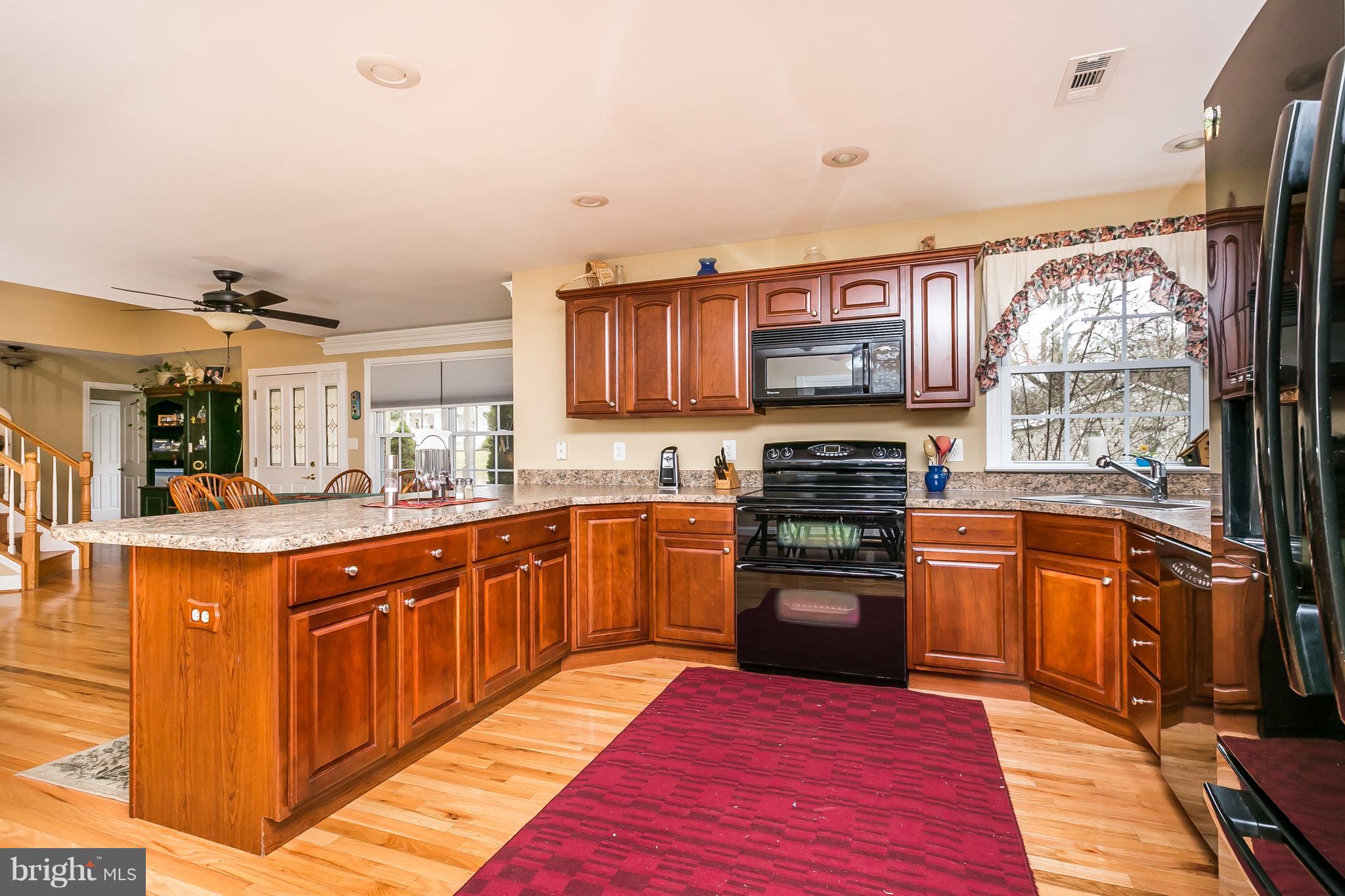 1013 Beach Road Baltimore, MD 21221 - Photo 13 of 30 Gorgeous Kitchen with plenty of counter space