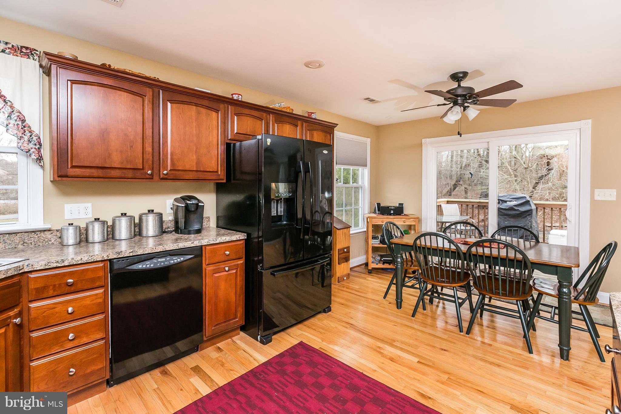 1013 Beach Road Baltimore, MD 21221 - Photo 14 of 30 Brand new slider