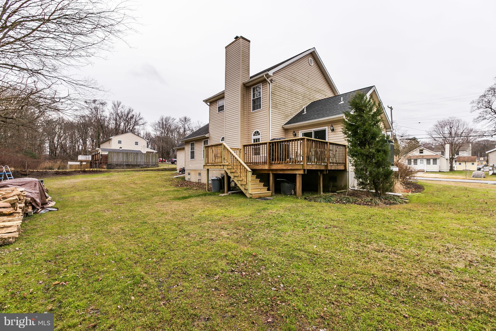 1013 Beach Road Baltimore, MD 21221 - Photo 25 of 30 Rear Exterior with deck