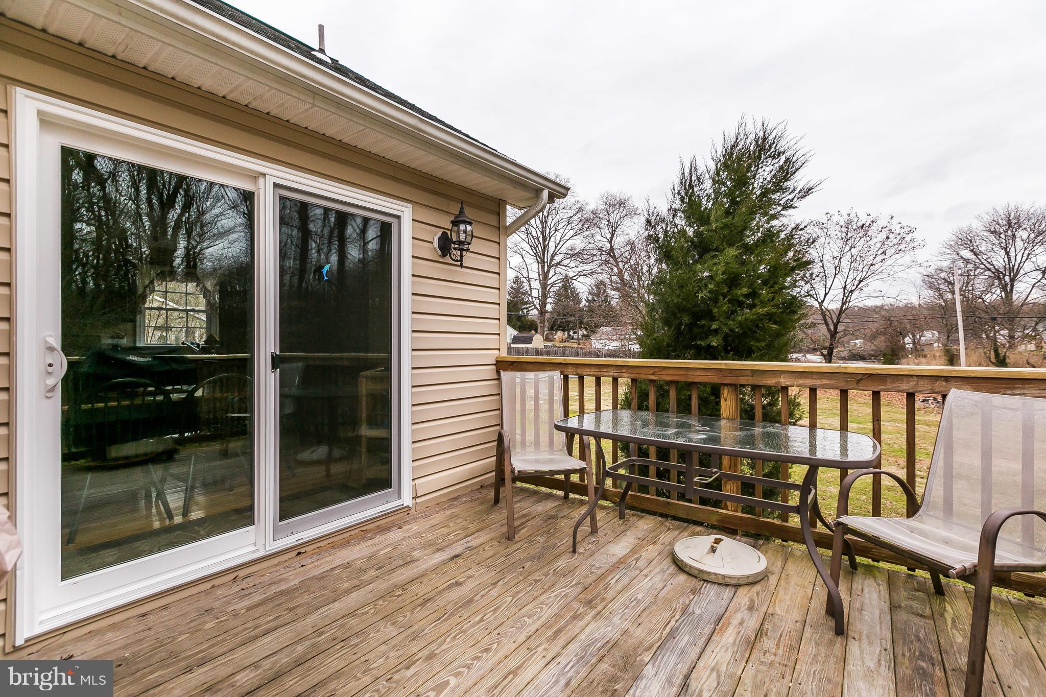 1013 Beach Road Baltimore, MD 21221 - Photo 29 of 30 Deck--New Slider