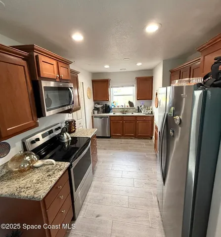 $2,200 | 1185 King Street, Merritt Island, FL 32953