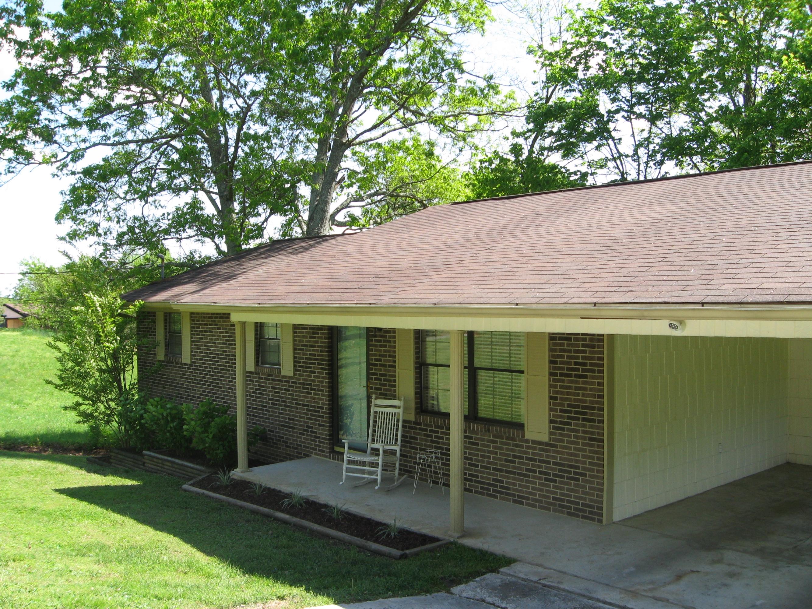 571 Stephens Road Lake City, TN 37769 - Photo 3 of 25 IMG_0979