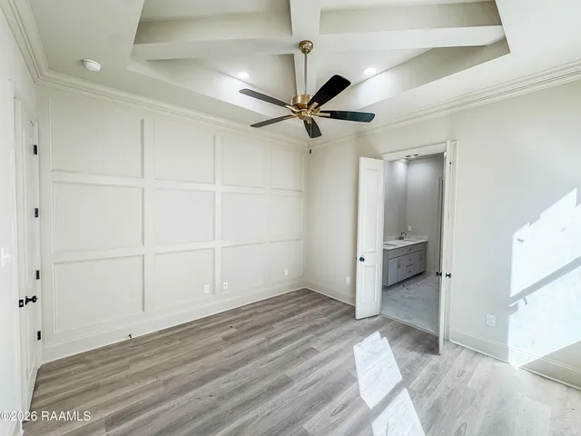 $339,900 | 122 Oak Village Drive, Scott, LA 70583