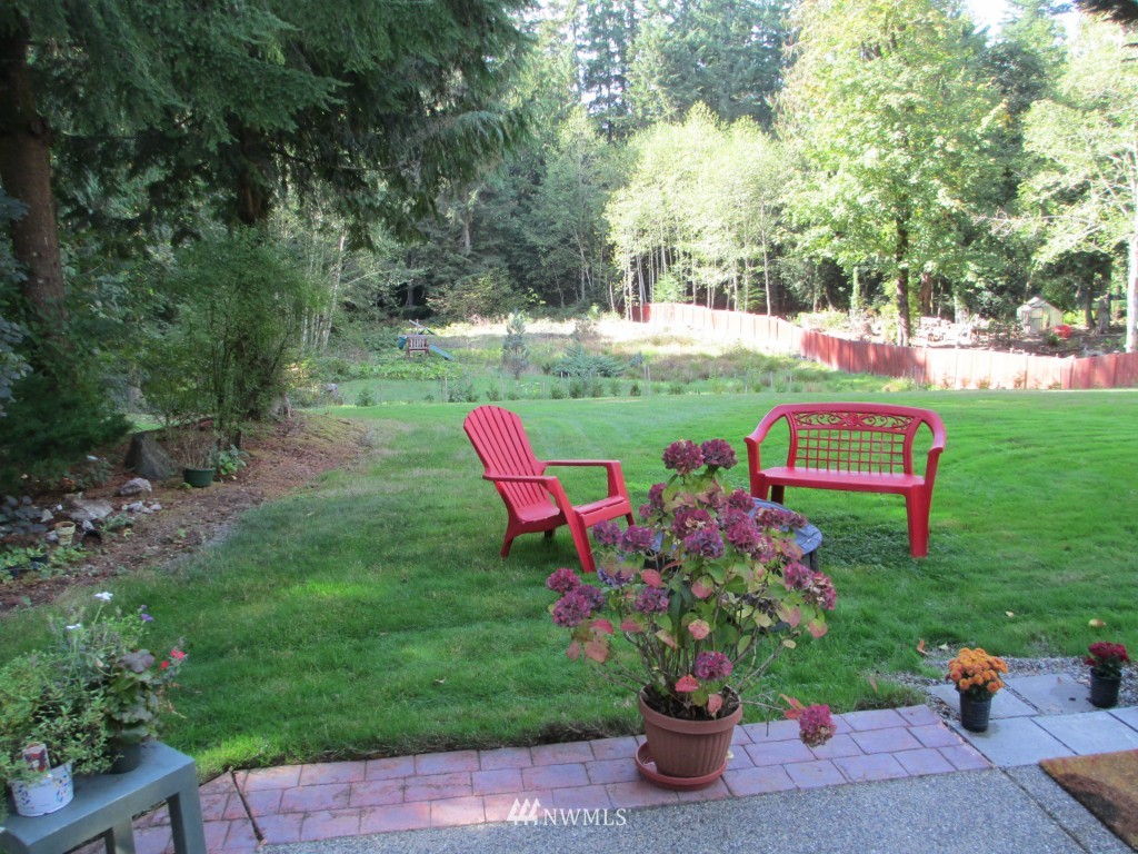6445 Cooper Point Road Northwest Olympia, WA 98502 - Photo 23 of 25 Gallery Image 23