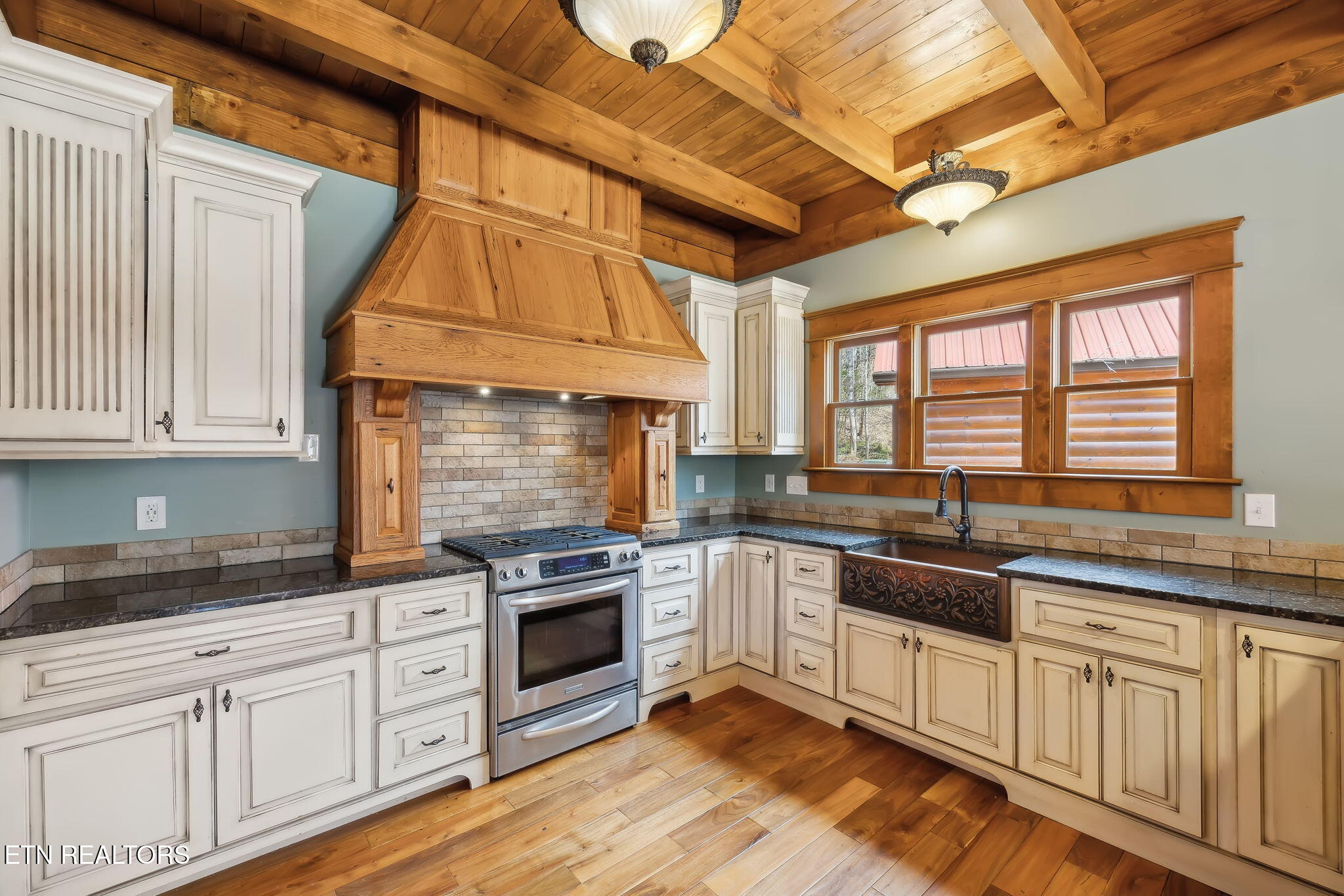 514 Bluff View Road New Tazewell, TN 37825 - Photo 16 of 55 64-web-or-mls-514 bluff view rd - 064