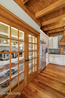 $1,500,000 | 514 Bluff View Road, New Tazewell, TN 37825