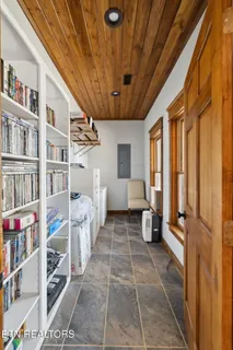 $1,500,000 | 514 Bluff View Road, New Tazewell, TN 37825