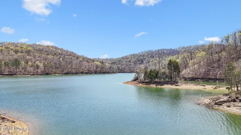 $1,500,000 | 514 Bluff View Road, New Tazewell, TN 37825