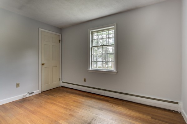 21 Juniper Road Lynnfield, MA 01940 - Photo 12 of 17 Gallery Image 12