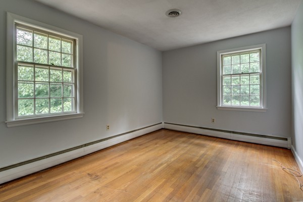 21 Juniper Road Lynnfield, MA 01940 - Photo 13 of 17 Gallery Image 13