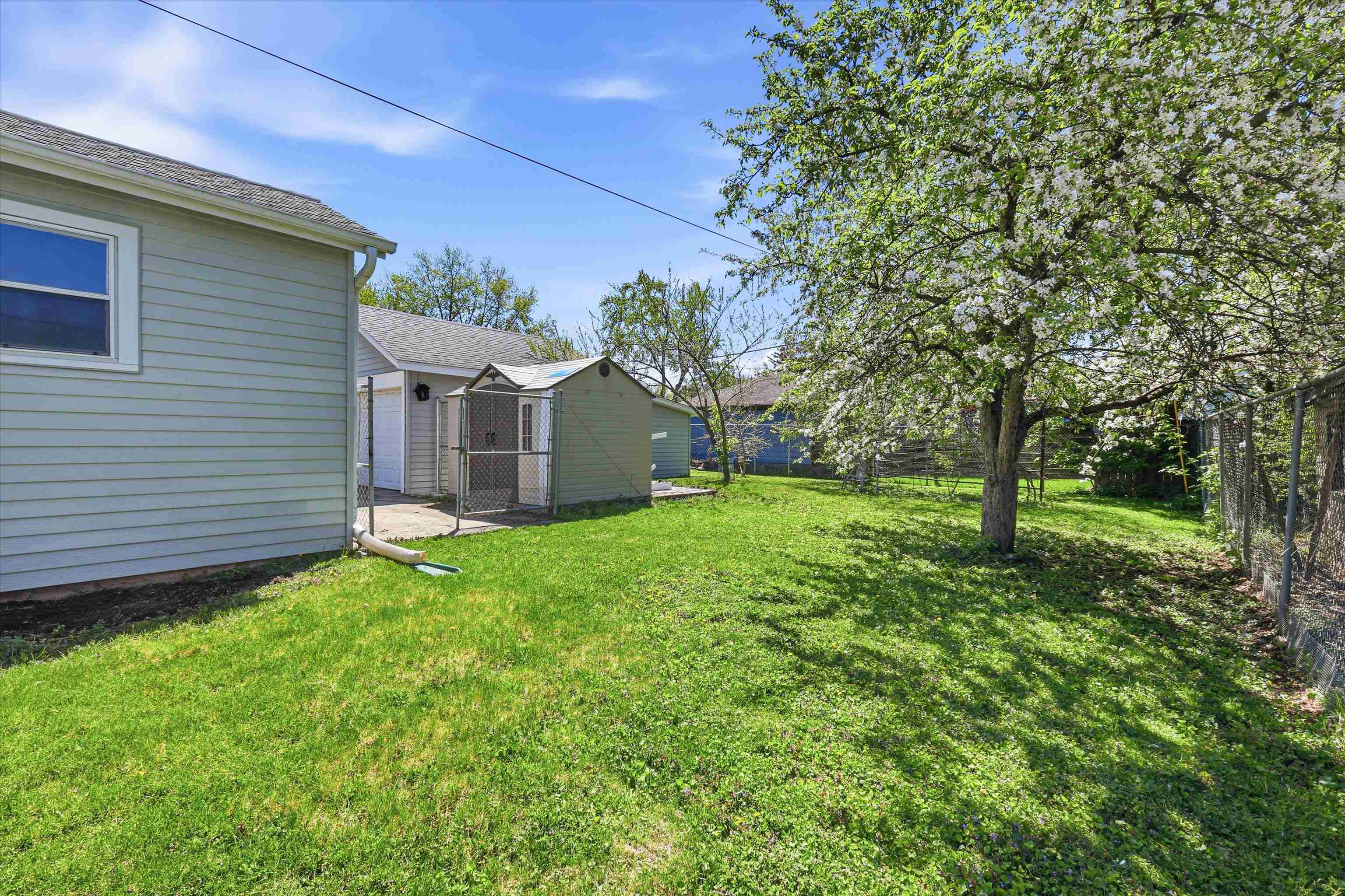 125 East Coolidge Avenue Appleton, WI 54915 - Photo 4 of 20
