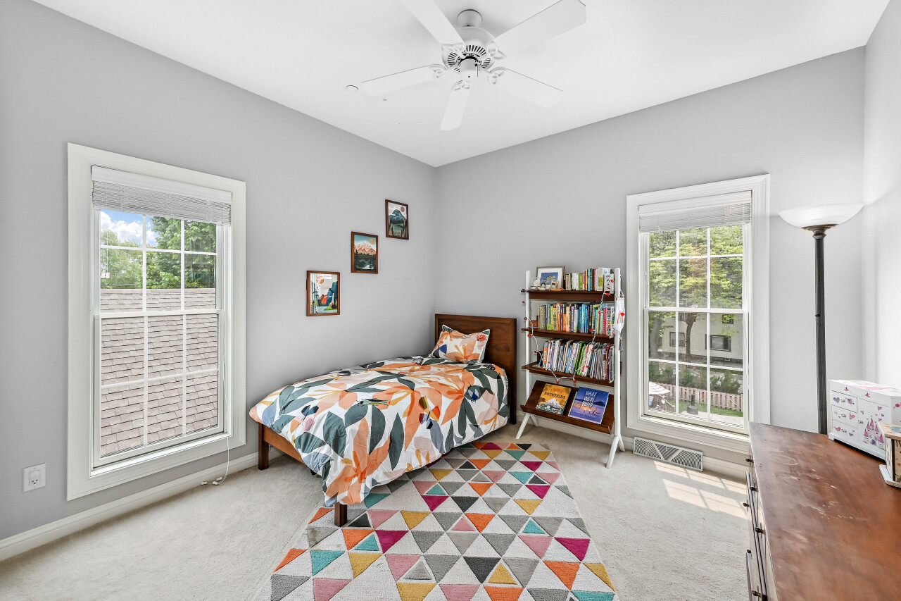 2425 South Superior Street Milwaukee, WI 53207 - Photo 29 of 47 Bedroom 3