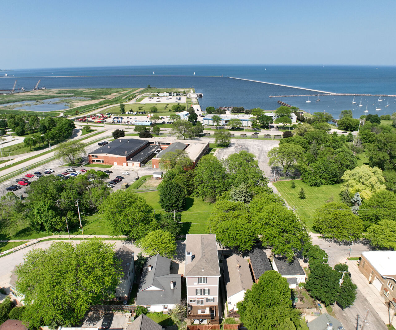 2425 South Superior Street Milwaukee, WI 53207 - Photo 40 of 47 Great Location