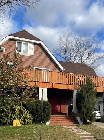 $4,500 | 35 West Olive Street, Long Beach, NY 11561