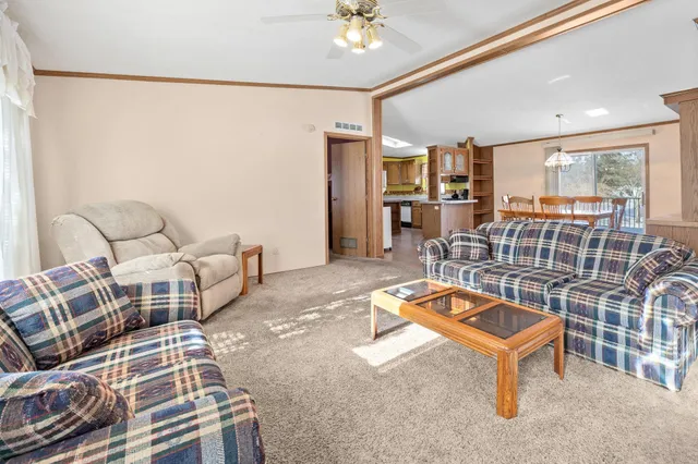 $239,900 | 901 Sellards Drive, Dassel, MN 55325