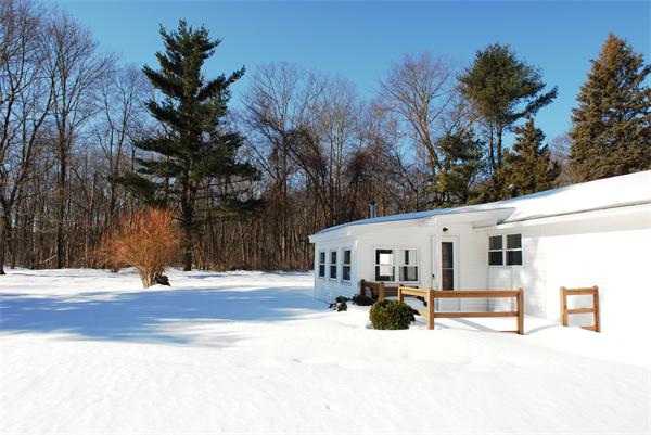 106 Raymond Road Marlborough, MA 01752 - Photo 2 of 21 Gallery Image 2