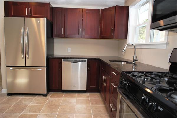 106 Raymond Road Marlborough, MA 01752 - Photo 8 of 21 Gallery Image 8