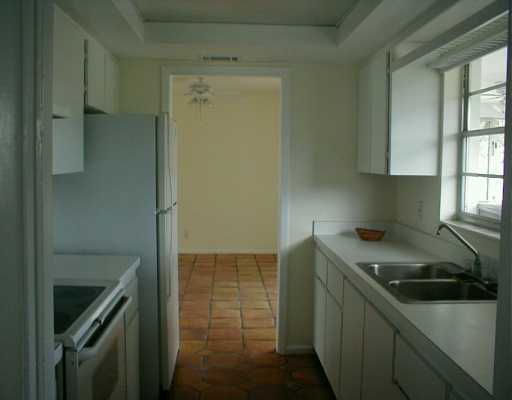 19 Windsor Road West Jupiter, FL 33469 - Photo 3 of 6 Additional Photo