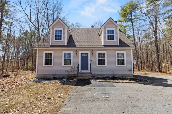 $549,900 | 516 Falmouth Road, Windham, ME 04062