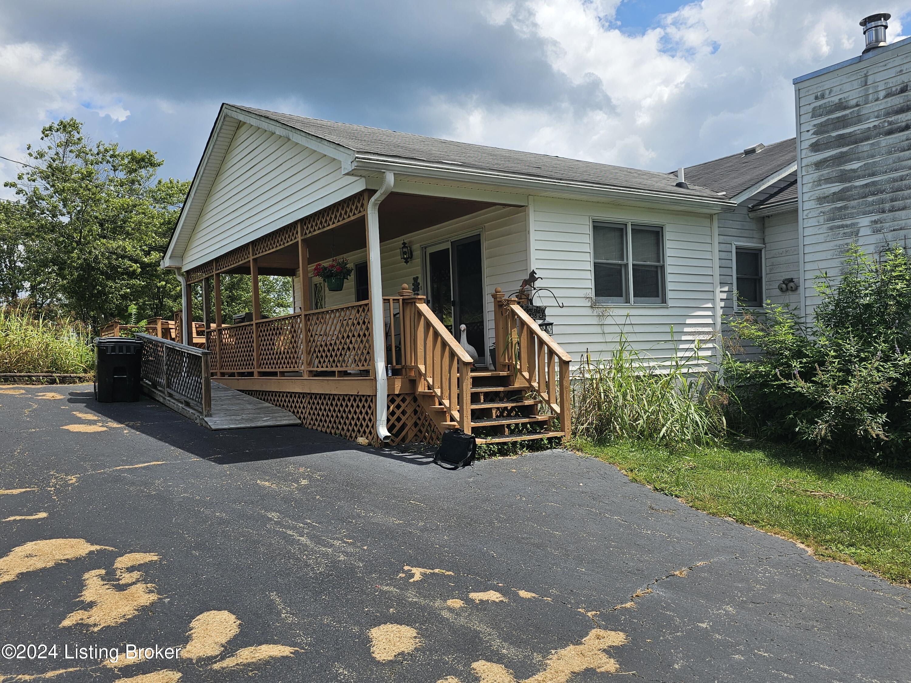 1936 Belmont Road Lebanon Junction, KY 40150 - Photo 5 of 48 20240818_134404